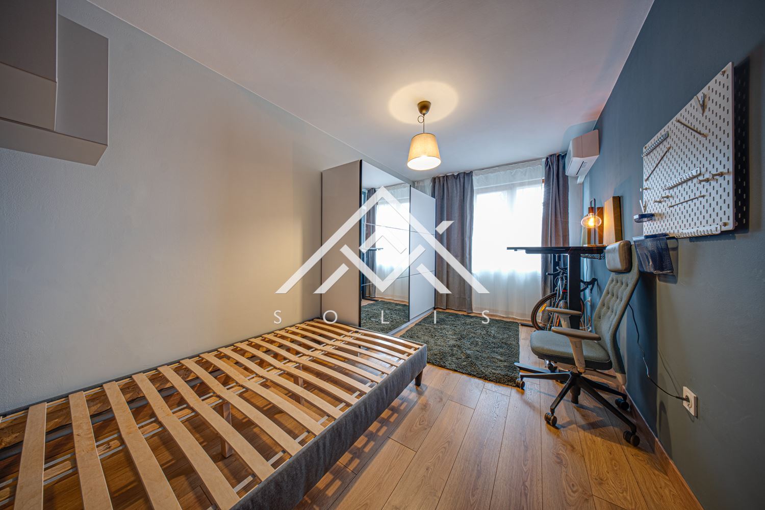 Тристаен апартамент под наем в кв. Гео Милев – висок първи етаж, зад пазара Ситняково-0 Тристаен апартамент под наем в кв. Гео Милев – висок първи етаж, зад пазара Ситняково - 0