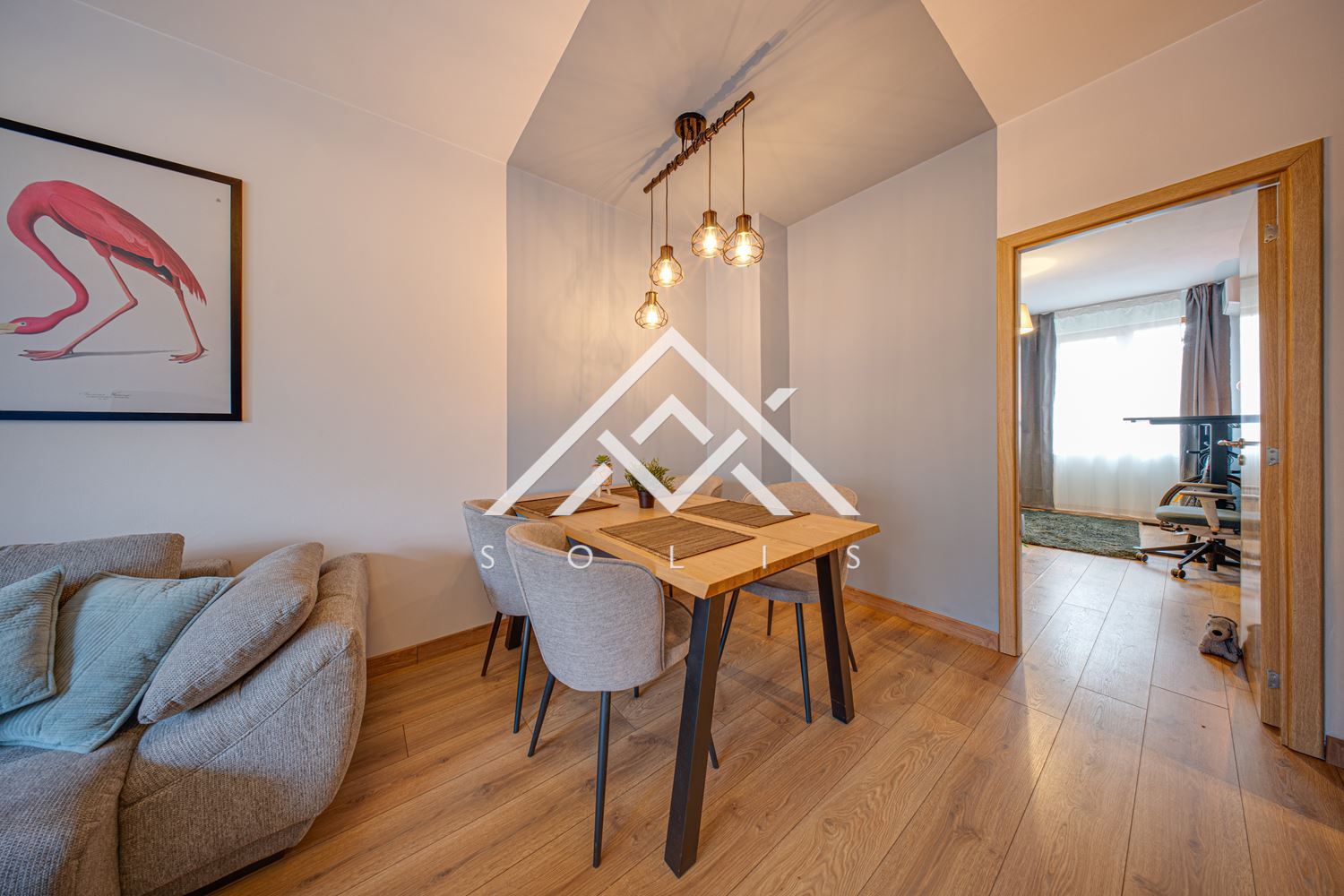 Тристаен апартамент под наем в кв. Гео Милев – висок първи етаж, зад пазара Ситняково-0 Тристаен апартамент под наем в кв. Гео Милев – висок първи етаж, зад пазара Ситняково - 0