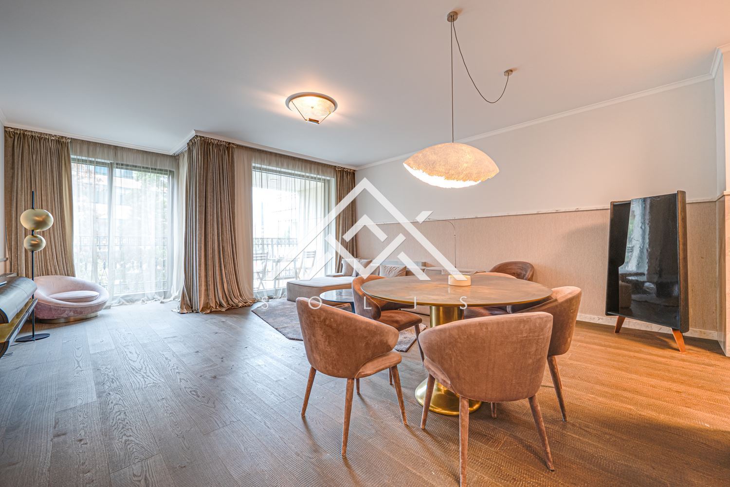 1500